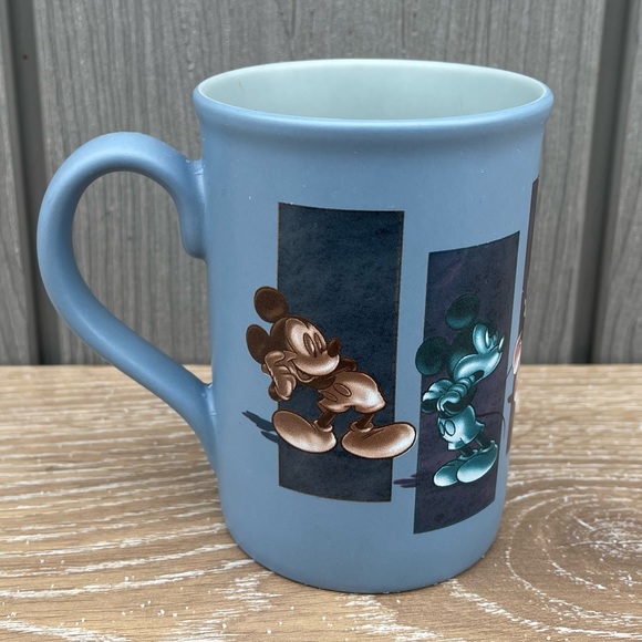 Walt Disney World Disney Parks Mickey Mouse Emotions Blue Mug Made in Thailand - Picture 3 of 8